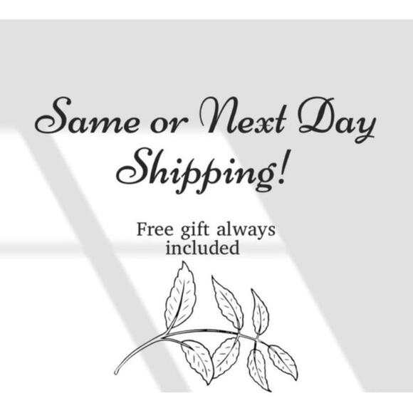 New SUGARFIX by BaubleBar Crystal Cluster Ear Crawlers - Gold - Picture 7 of 8